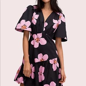 Summer Beauty! Kate Spade size 6!